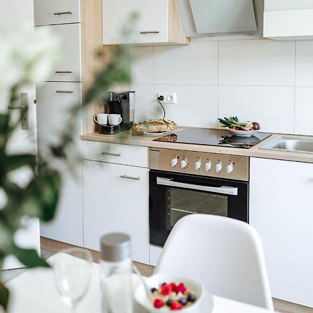 Zimmer In Ruhiger Lage 150M Zur Ta Hamelín Exterior foto